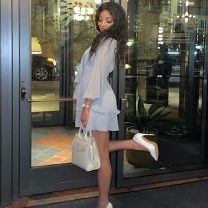 Meet your Posher, Ify